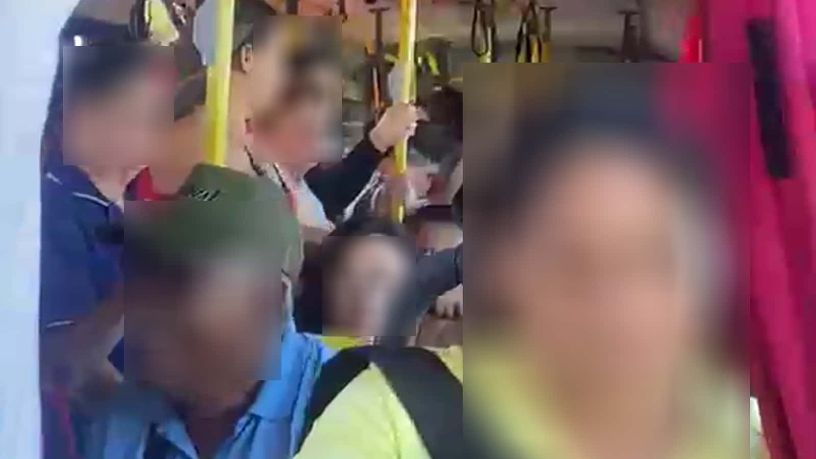 Moradores denunciam superlotação em ônibus entre Adolfo e Rio Preto (SP)