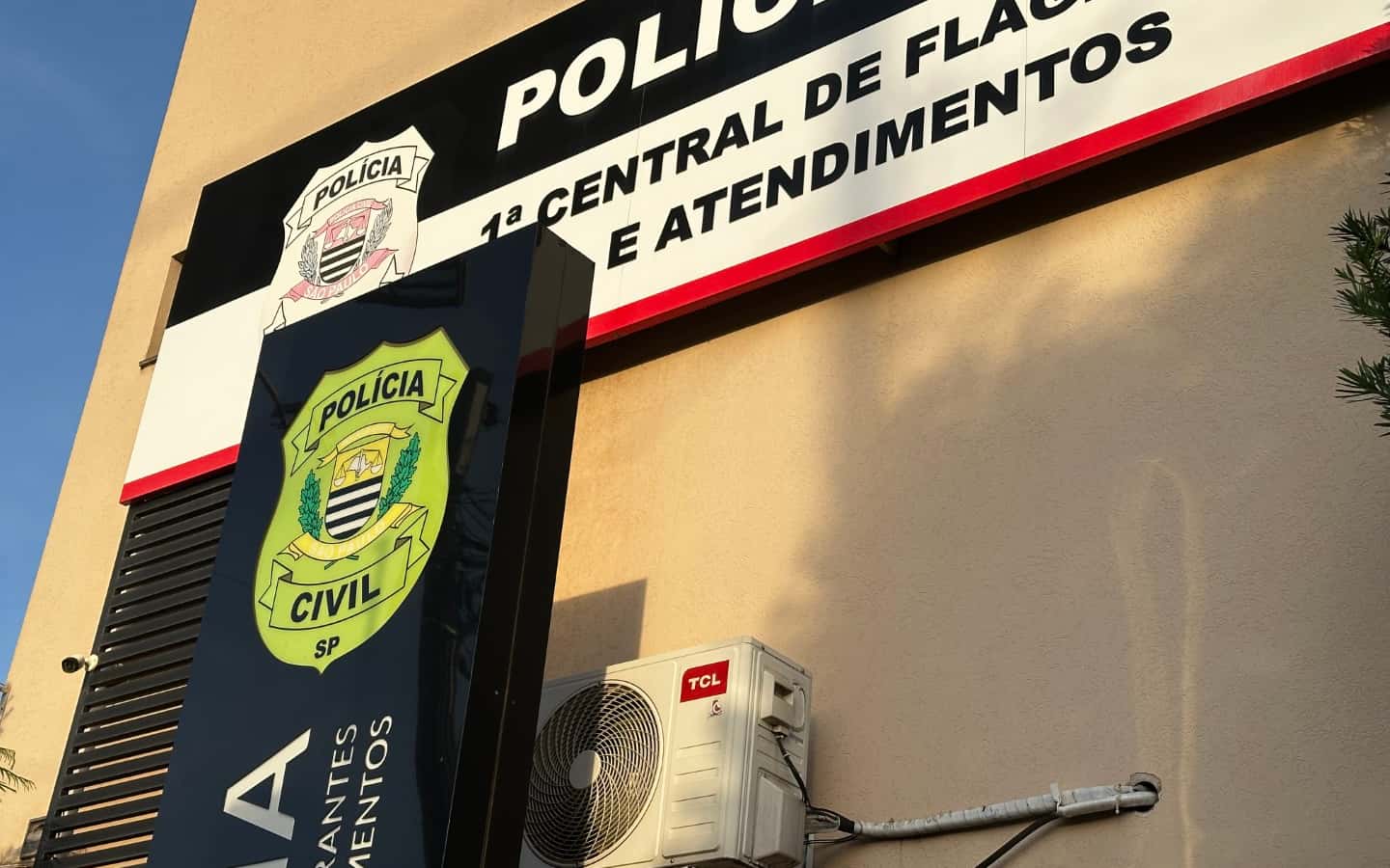 Homem é morto a facadas dentro de motel abandonado após briga durante a madrugada em Rio Preto (SP)
